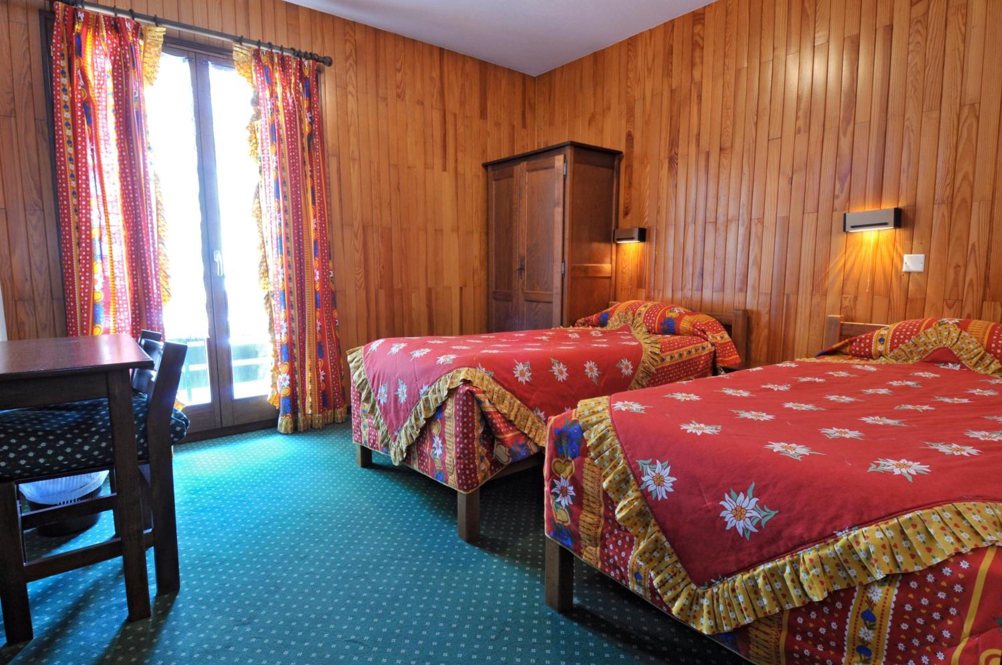 אבונדאנס Hotel Le Mont Jorat מראה חיצוני תמונה