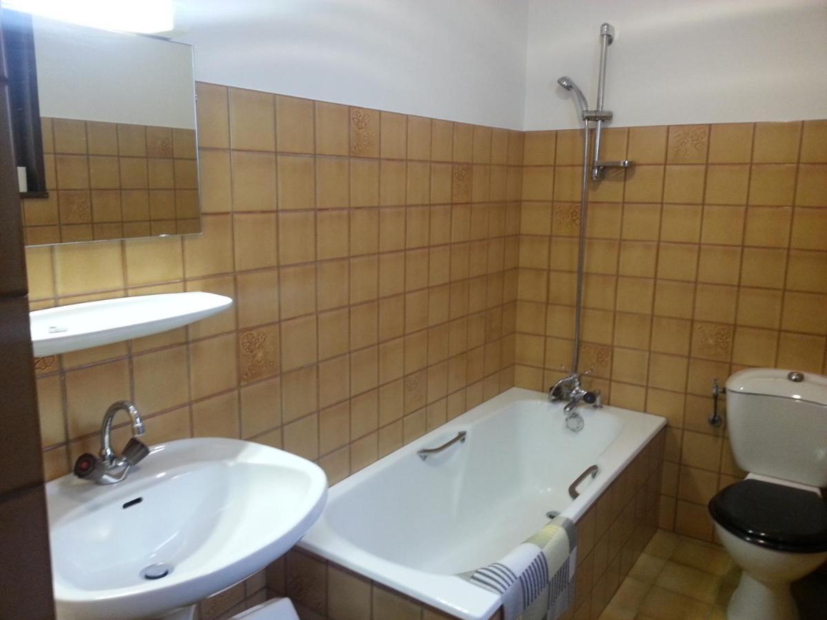 אבונדאנס Hotel Le Mont Jorat מראה חיצוני תמונה